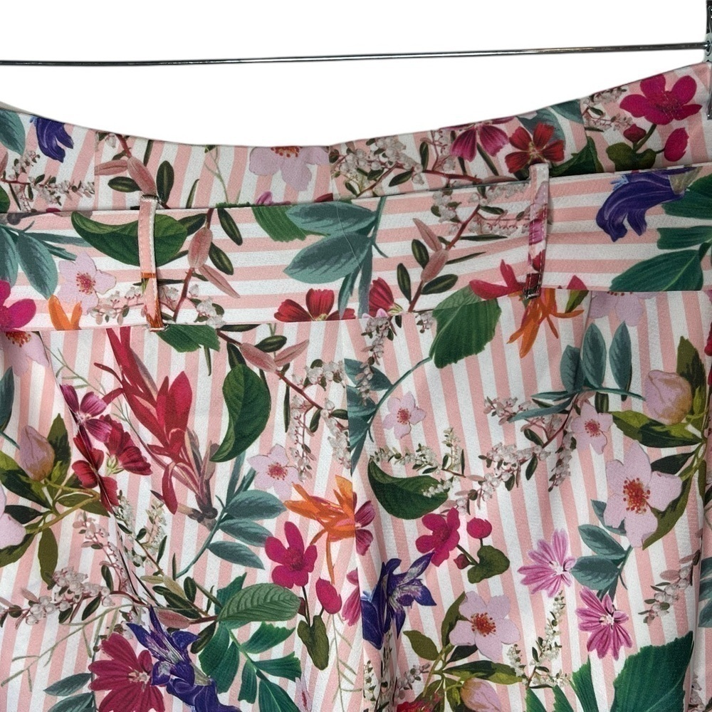 Gianni & Bini Striped Floral Wide Leg Belted Pants | Size 8 - Picture 5 of 13